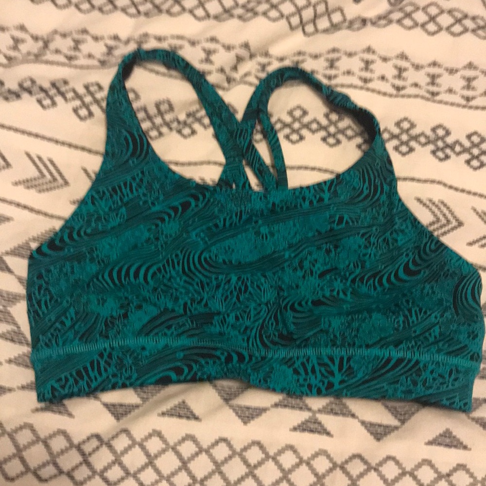 Lululemon bra size 6
